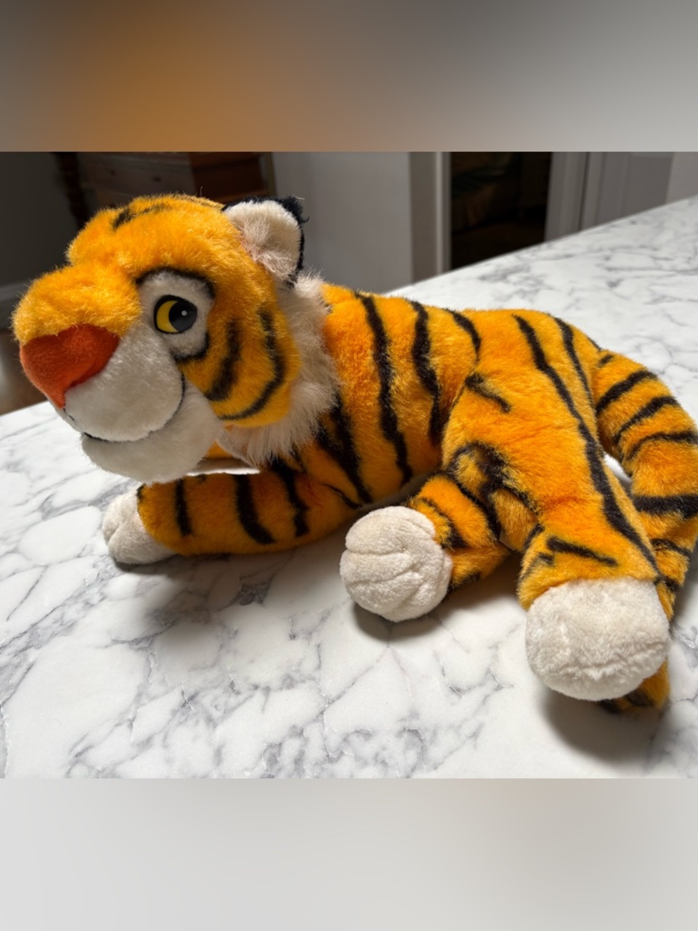 Vintage Disney Mattel Aladdin Rajah Plus Toy